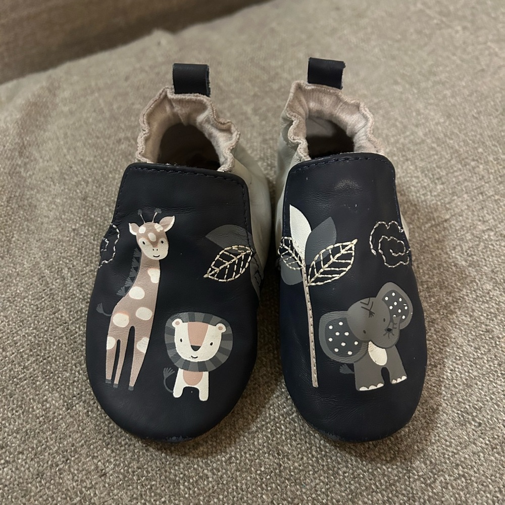 Robeez soft soled leather moccasins size 12-18 months